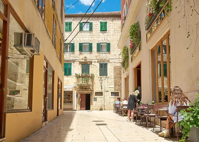 Geremia Luxury לינה וארוחת בוקר 4*