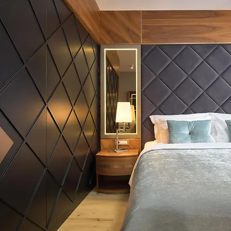 Geremia Luxury Bed and Breakfast Σπλιτ